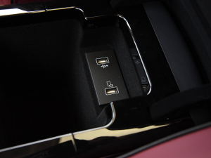 20222.0T (lin)I(lng)(q) g