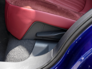 20222.0T (lin)I(q) g