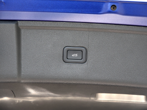 20222.0T (lin)I(lng)(q) g