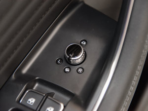 2022Ŀ 2.0T  п؅^