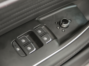 2022Ŀ 2.0T (lin) п؅^(q)