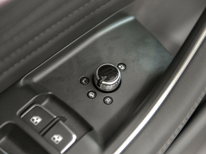 2022Ŀ 2.0T (lin) п؅^(q)