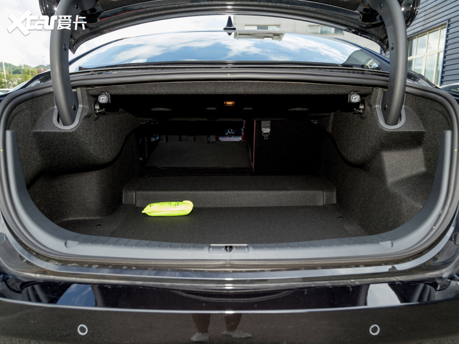 2022tH5  1.8T Ԅ앳