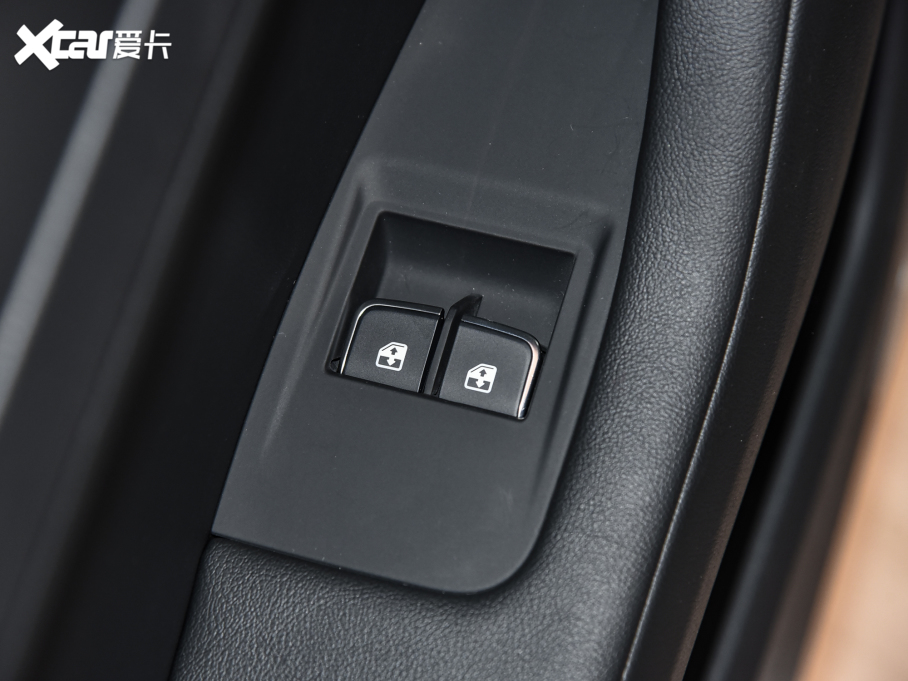 2022tH5 1.8T Ԅ퍰