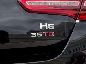 2022 1.8T ԄI ^