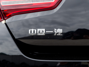 2022 1.8T ԄI ^