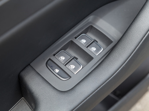 20221.8T Ԅ {܇ƅ^	