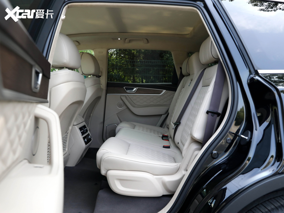 2022tHS7 3.0T Ԅ(dng)(q)(lin)앳