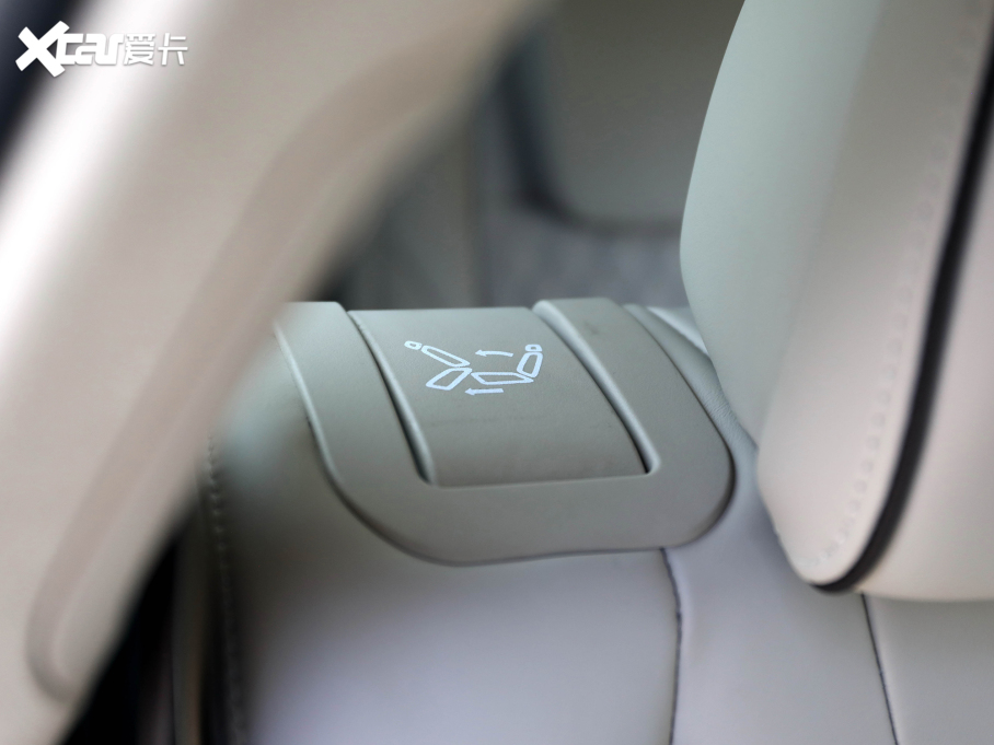 2022tHS7 3.0T Ԅ앳