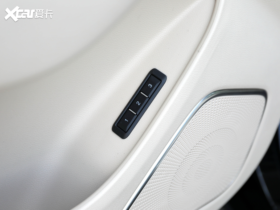 2022tHS7 3.0T Ԅ앳