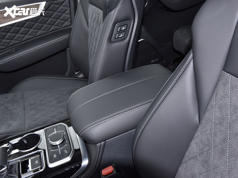 2022tHS7 2.0T DCT앳