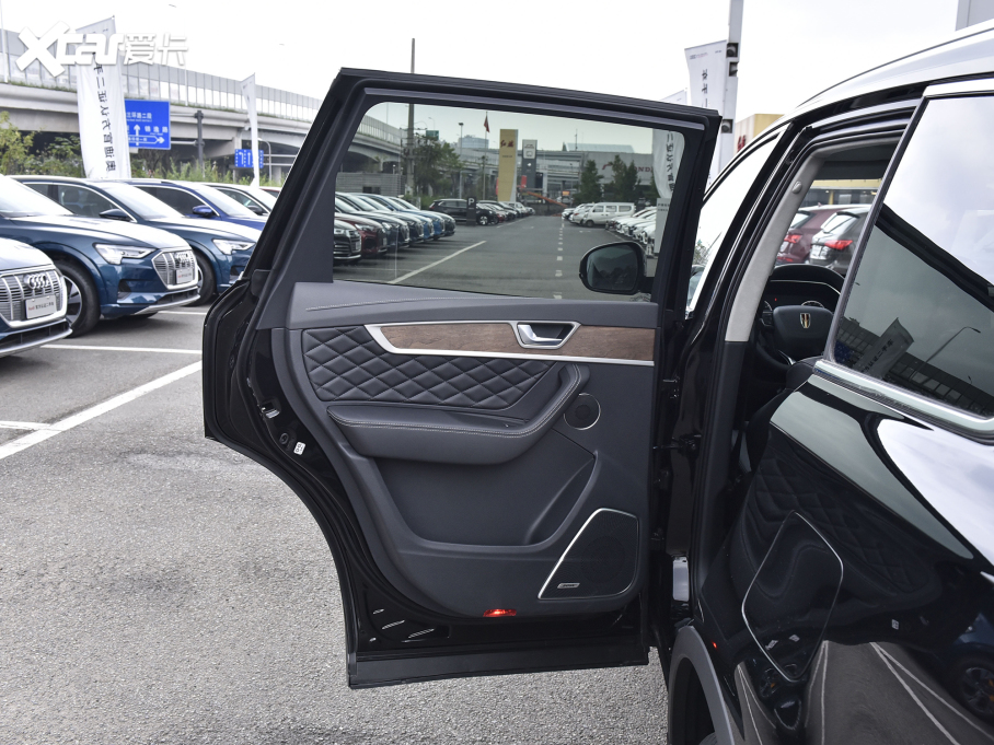 2022tHS7 2.0T DCT앳