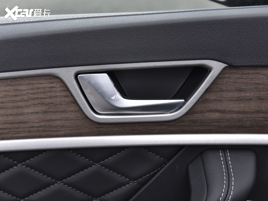 2022tHS7 2.0T DCT앳