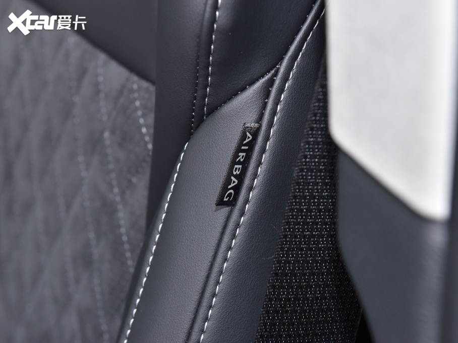 2022tHS7 2.0T DCT(q)(lin)앳