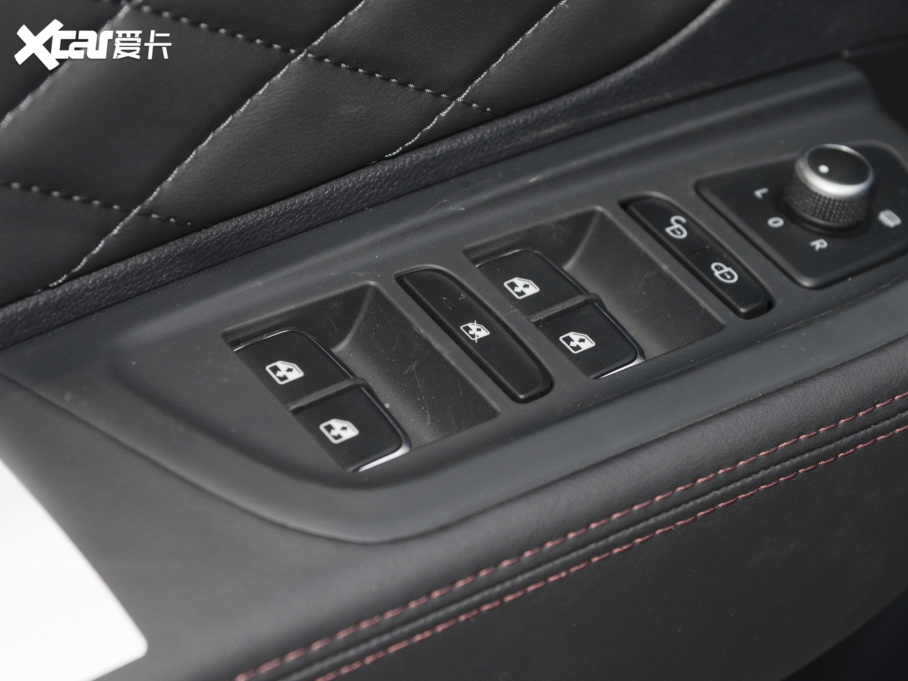 2022tHS7 2.0T DCT(lin)