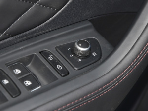 20222.0T DCT п؅^