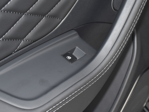 20222.0T DCT쐂 ܇ƅ^