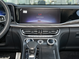 2022款2.0T 智联旗享版  中控台