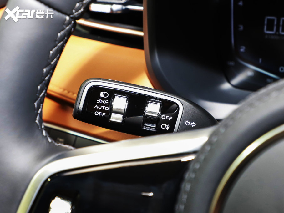 2023��t��HQ9 2.0T ����퍰�