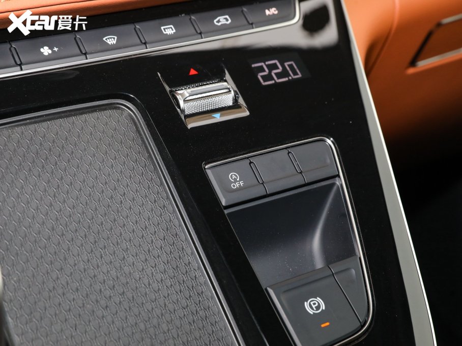 2023��t��HQ9 2.0T ���쐂��