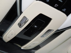 2023��2.0T �������� �п؅^