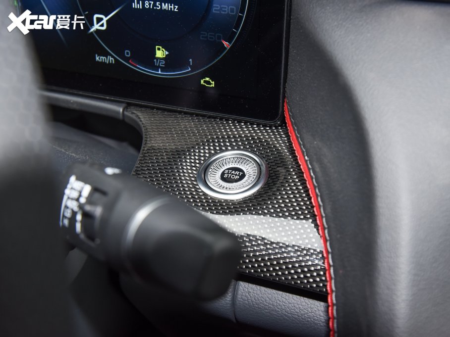 2023��t��H6 2.0T ���а�