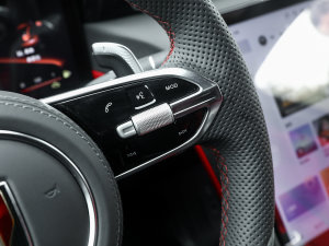 2023��2.0T ����� ����{(di��o)��(ji��)