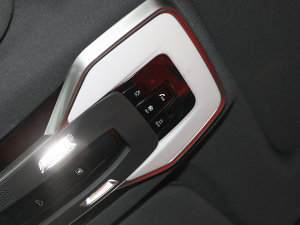 2023��2.0T ����� �п؅^(q��)