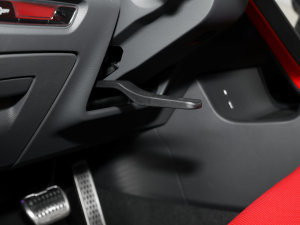 2023��2.0T ����� �п؅^(q��)