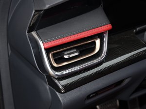 2023��2.0T ���а� �п؅^