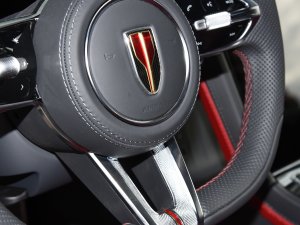 2023��2.0T ���а� �п؅^