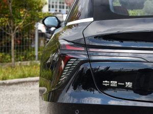 2023��2.0T ���ݰ� �������^