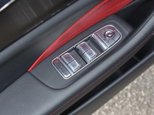 2023��2.0T ���ݰ� �п؅^(q��)