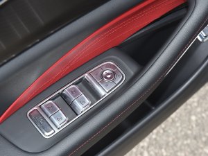 2023��2.0T ���ݰ� �п؅^(q��)