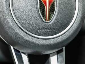 20232.0T (q)О п؅^(q)