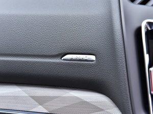 20232.0T (q)О п؅^(q)