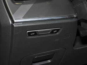 20232.0T (q)Pro п؅^(q)