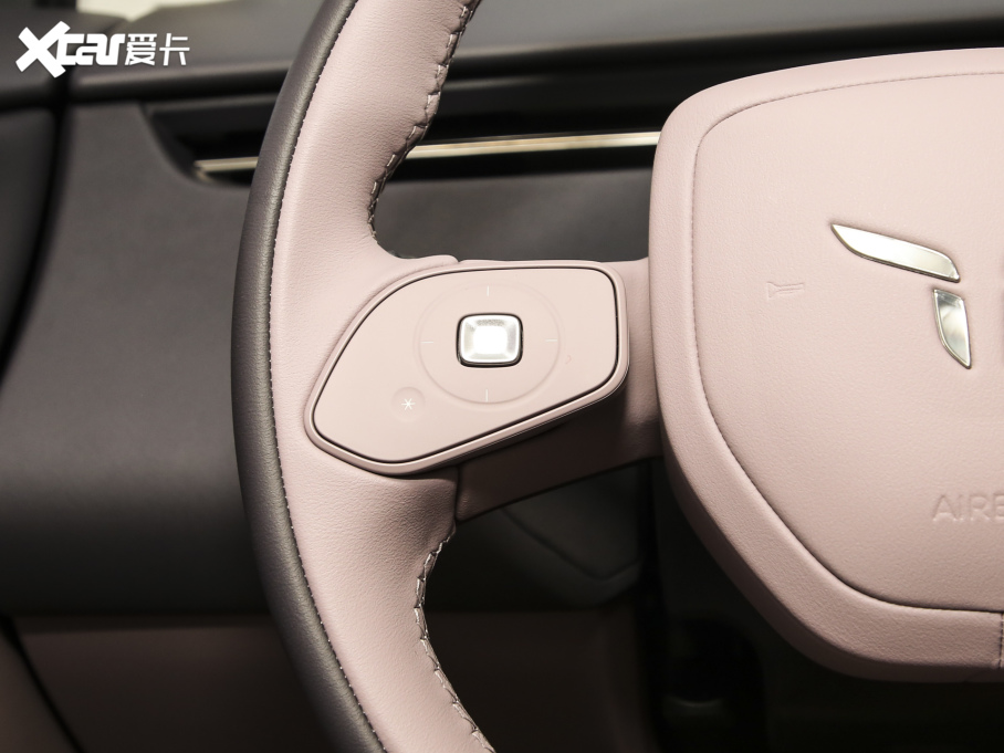 2025t칤06 660 (q) A{(yu)x