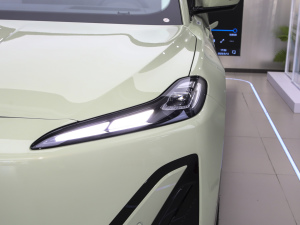 2025660 (q) A{(yu)x (x)(ji)^