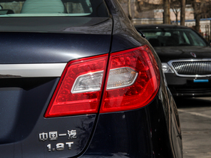 一汽紅旗2015款紅旗H7