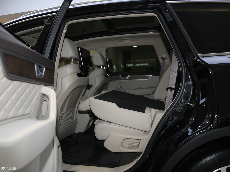 2019tHS7 3.0T Ԅ(dng)(q)(lin)I(lng)