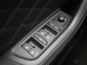 20193.0T Ԅ(dng)(q)(lin) {܇(ch)ƅ^(q)	