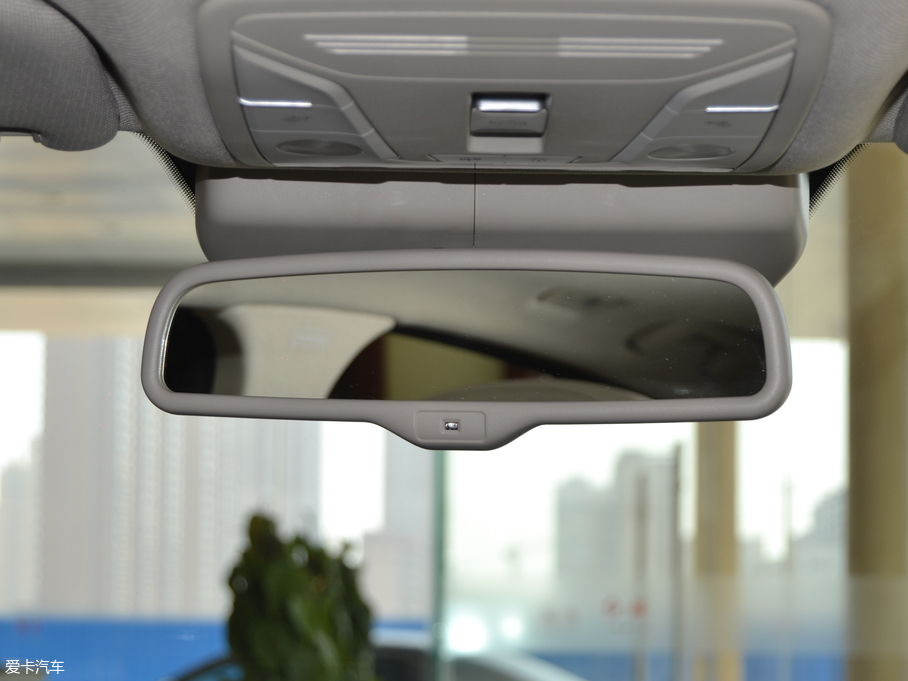 2018tH5(jng) 1.8T (lin)퍄Ӱ