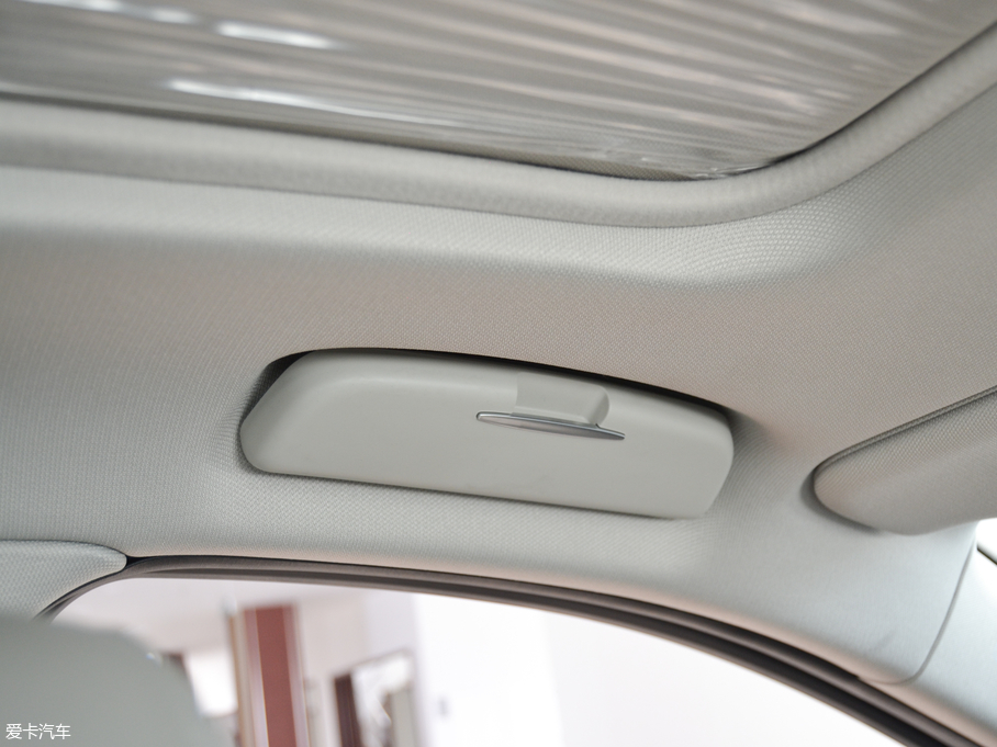 2018tH5(jng) 1.8T (lin)퍄(dng)