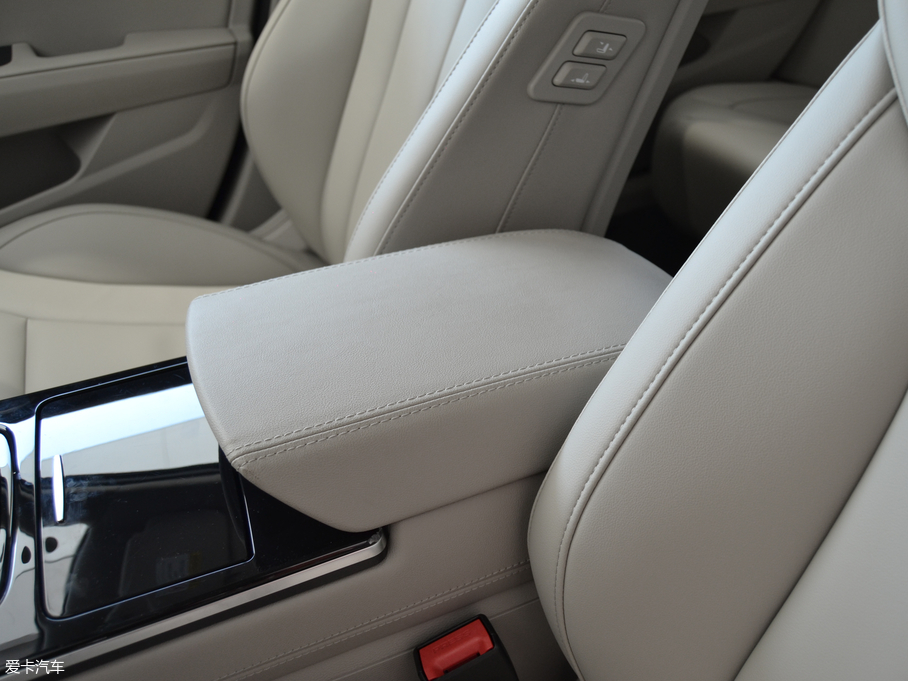 2018tH5(jng) 1.8T (lin)퍄Ӱ