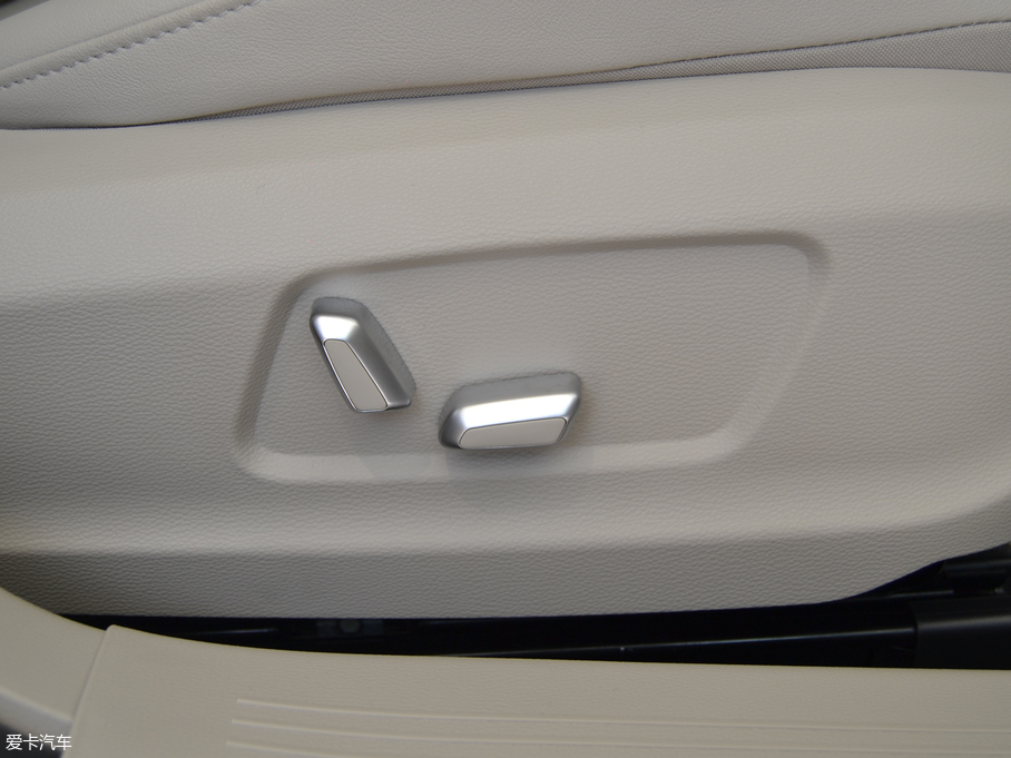 2018tH5(jng) 1.8T (lin)퍄Ӱ