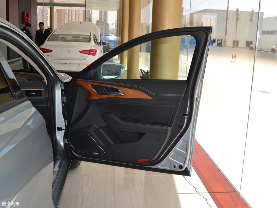 2018tH5(jng) 1.8T (lin)(dng)