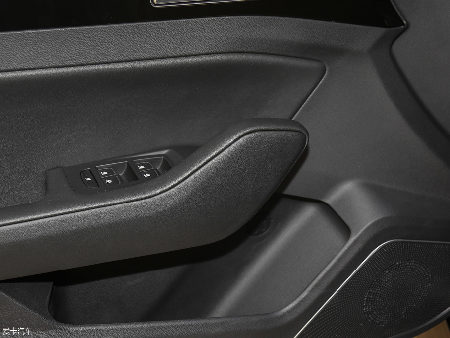 2018tH5(jng) 1.8T (lin)퍄Ӱ