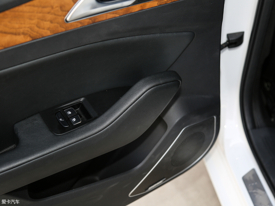 2018tH5(jng) 1.8T (lin)Ӱ