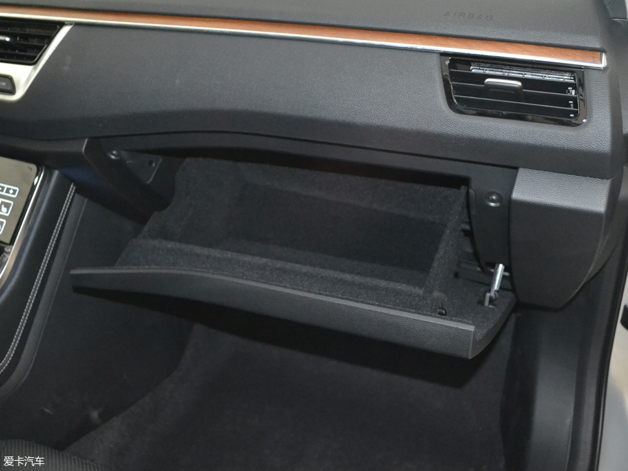 2018tH5(jng) 1.8T (lin)(dng)